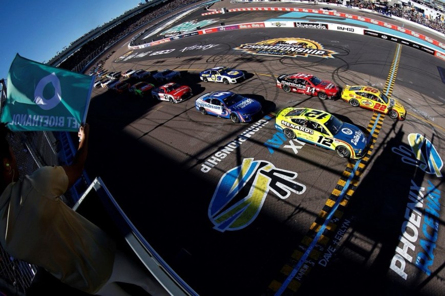 NASCAR Heads to Phoenix for Xfinity and Cup Series Action
