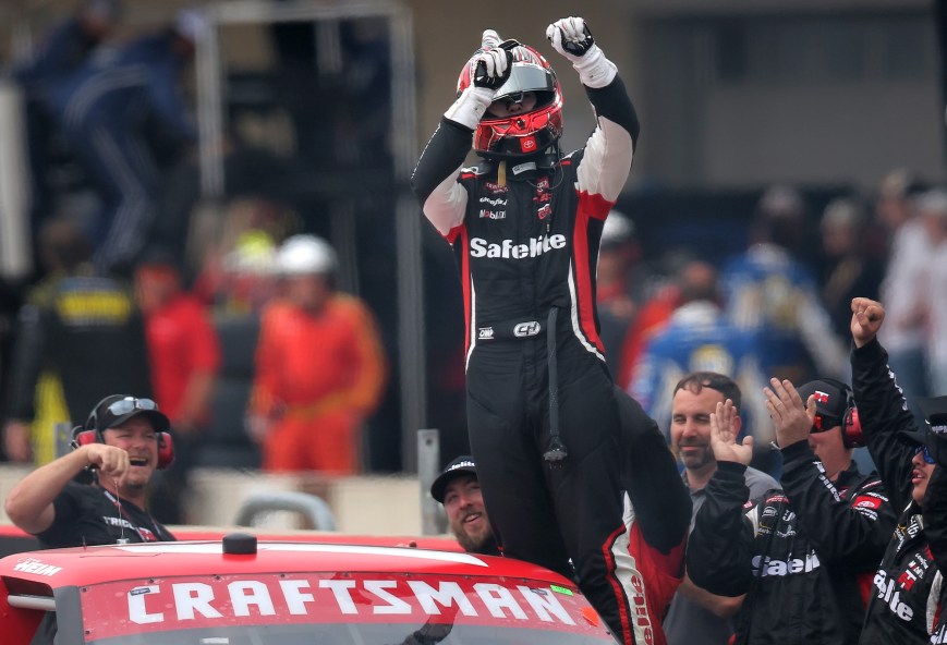 Corey Heim Dominates in COTA Truck Race