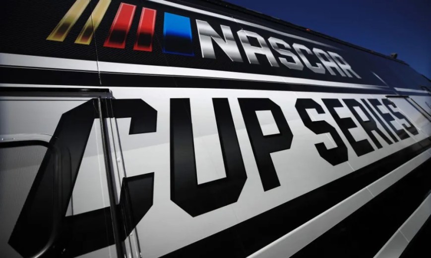 Court Urges Mediation in Charter Dispute with 23XI Racing and Front Row