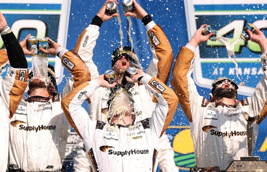 Tyler Reddick Overcomes Chaos, Wins Thriller at Kansas in Overtime
